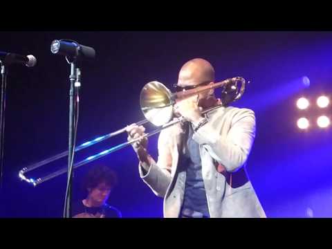 Trombone Shorty & Orleans Avenue - Backatown (Houston 09.19.17) HD