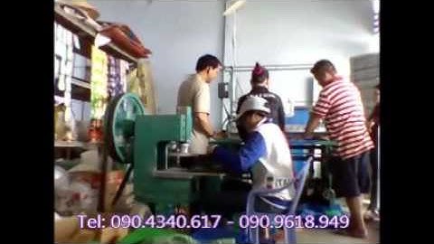 Công đoạn cắt dập túi nilong cty tân tiến bàn giao tại Hóc môn hcm
