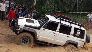 CHEVROLET TROOPER DIESEL 4X4 OFFROAD ADU SKILL DI MEDAN BERAT LUMPUR