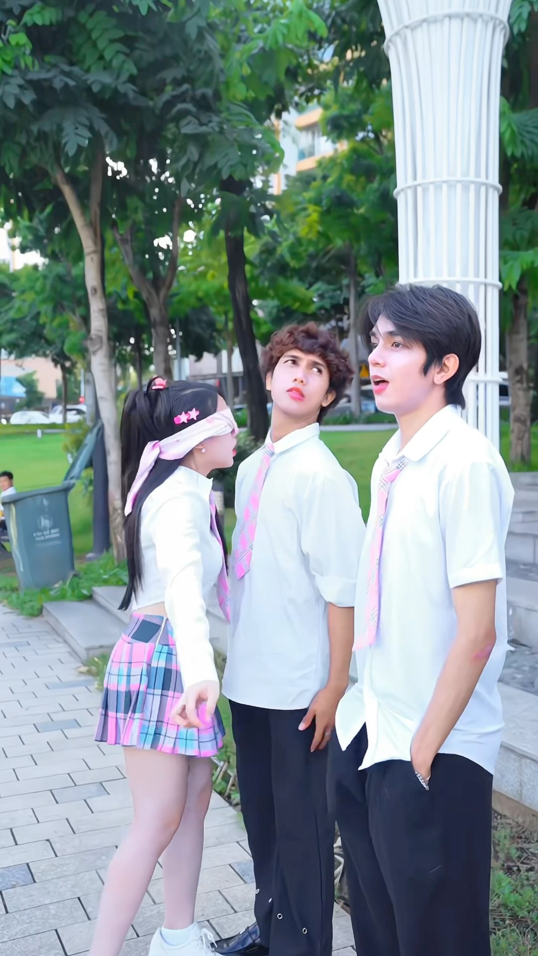 She always recognizes her boyfriend scent ? #c4class #chany