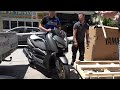 unboxing the YAMAHA XMAX TECHMAX 300 scooter 2020 new color