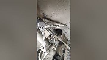 Skoda Octavia 2 front anti roll bar links replacement