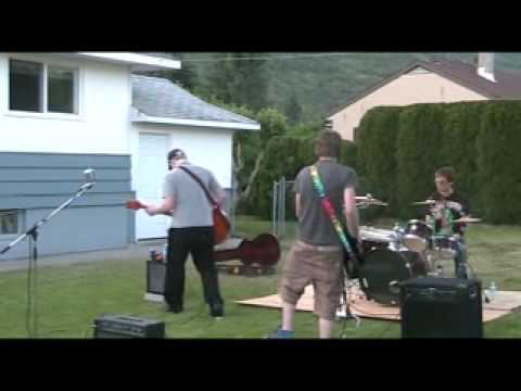 Drag Me Away - SOTU - Backyard Show