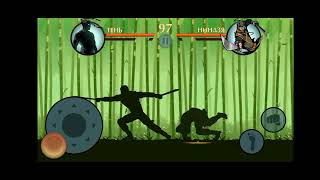 игра Shadow Fight пытаюсь пройти все 12 раундов выживание