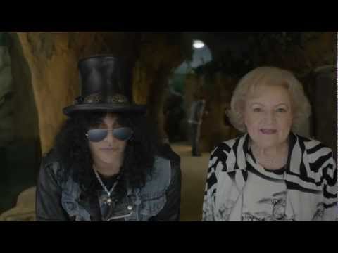 Реклама Slash & Betty White для LAIR в зоопарке Лос-Анджелеса, открытие 8 марта (python)