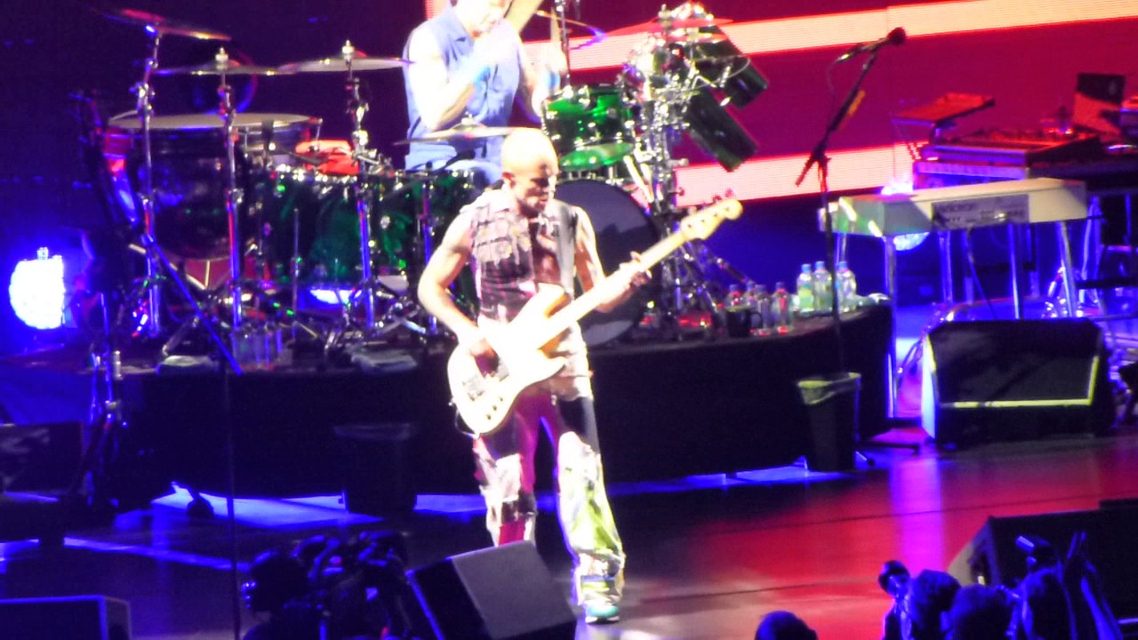 Red hot chili peppers Other side (Live in Amsterdam 2016) YouTube Red hot chili peppers Other side (Live in Amsterdam 2016) YouTube