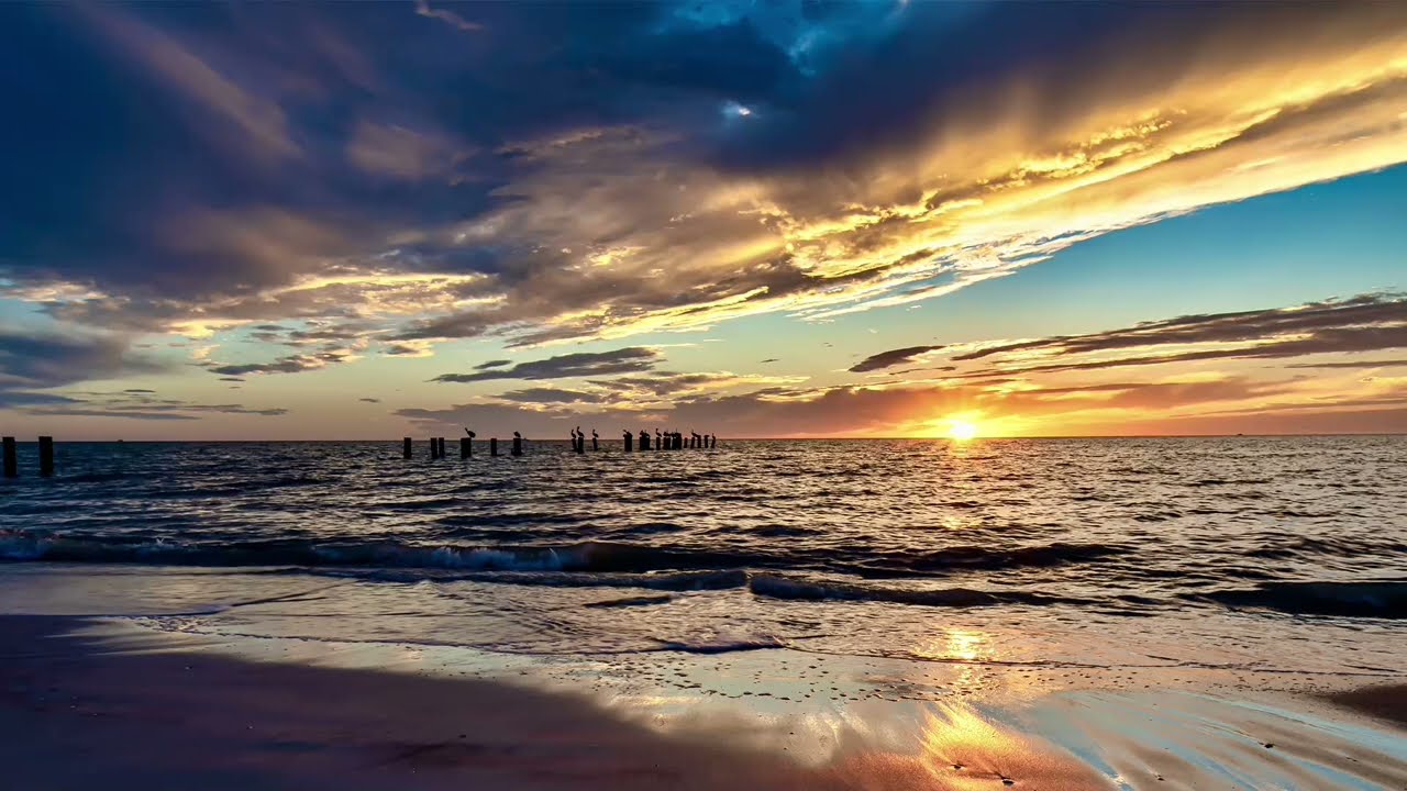 🎺🎸 💃 Lovers Beneath the Amber Sky | A Slow Romantic Trumpet & Flamenco Guitar Manifesto 🎬