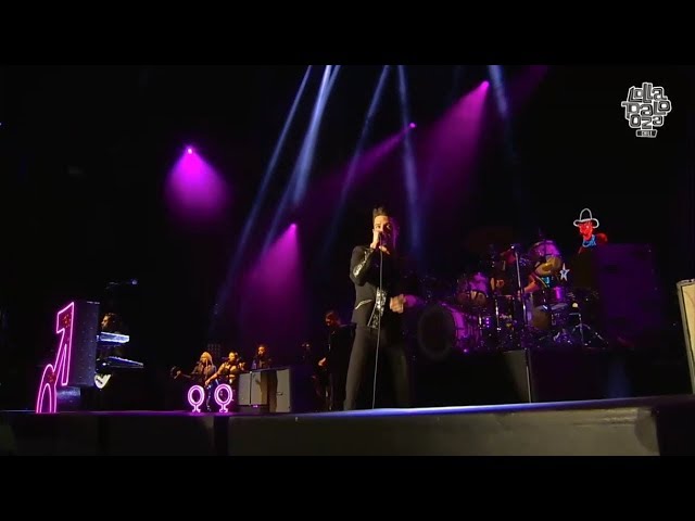 The Killers - The Man (Lollapalooza Chile 2018) class=