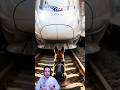 Este Perro se puso en frente del Tren para Salvar una Vida 😭