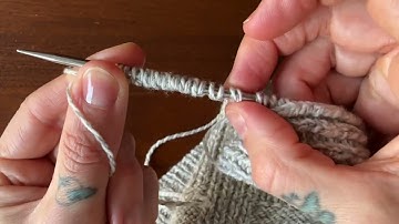 Knitting an Applied Button Band
