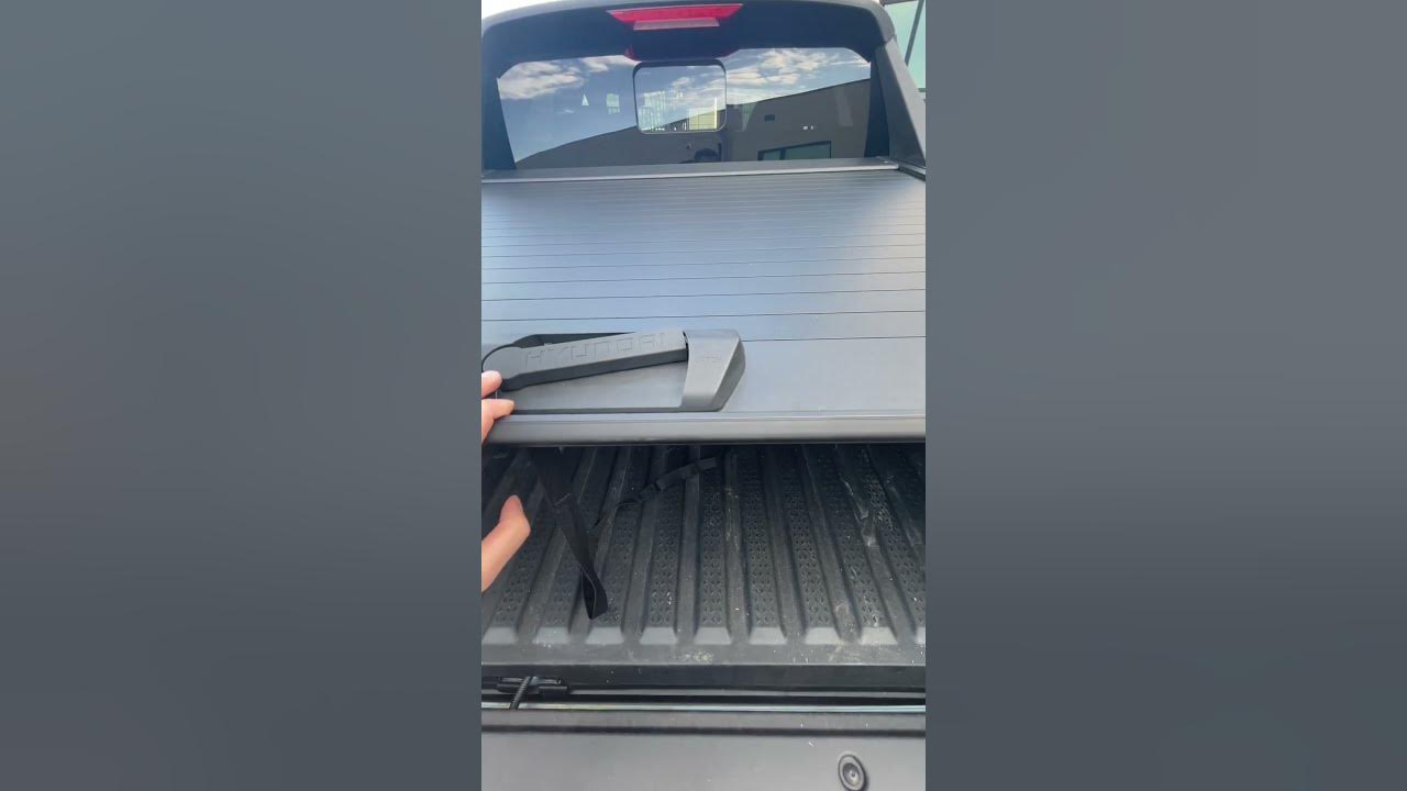 How To Open Tonneau Bed Cover On Hyundai Santa Cruz YouTube