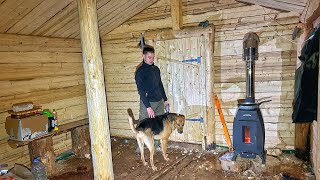 The rain didn't stop all day, it's dry and warm in the dugout! The first night in the dugout! by Life in the Siberian forest 835,106 views 6 months ago 29 minutes