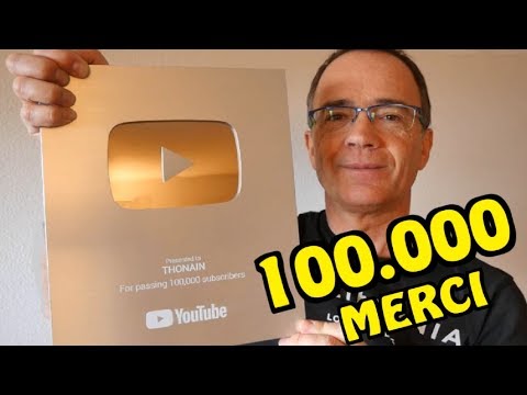 J'ai reçu le trophée des 100k abonnés ! 