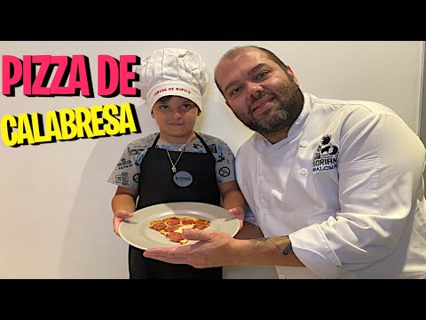 Vídeo: Com Fer Pizza De Carn
