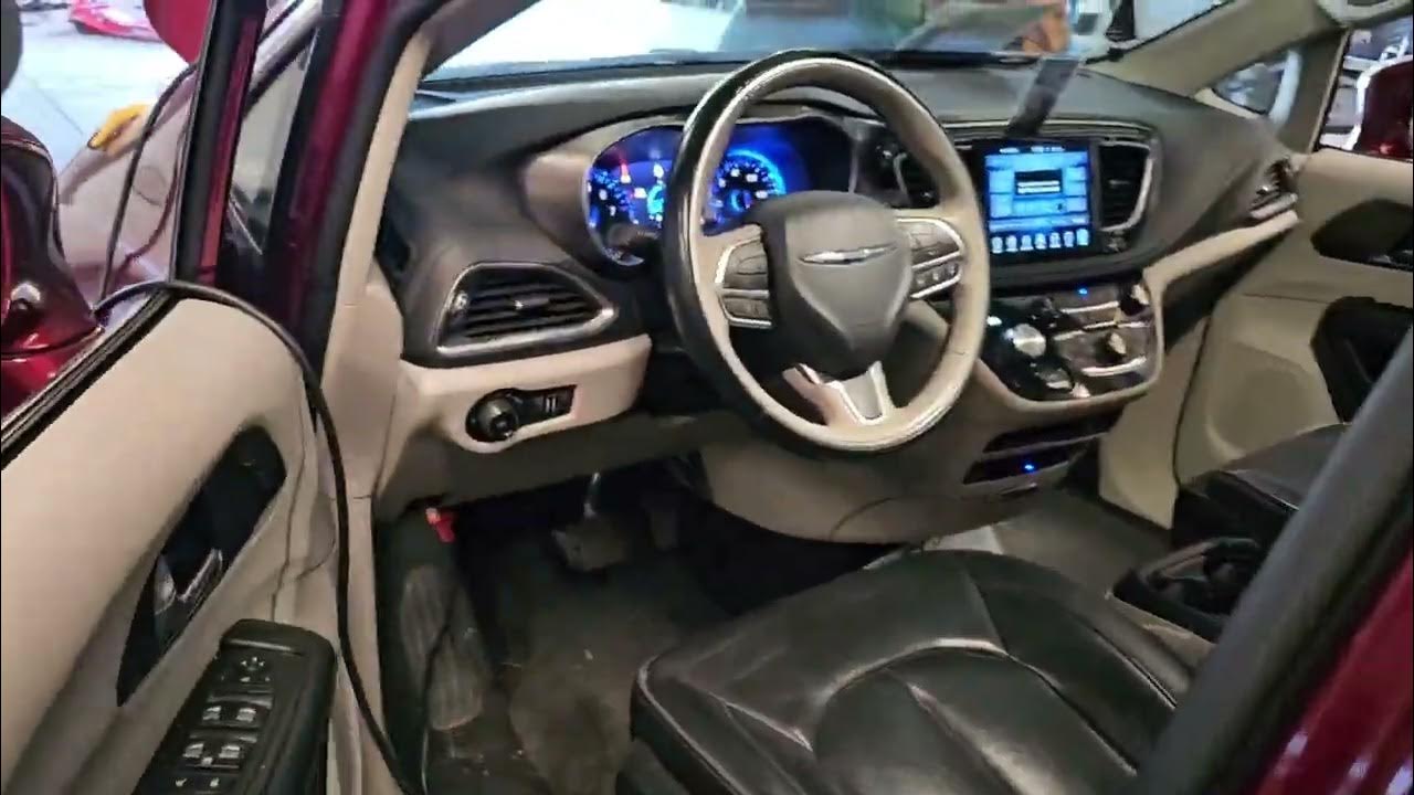 2017 CHRYSLER PACIFICA SE CALIENTA - YouTube