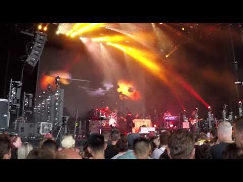 Death Cab For Cutie - I Will Possess Your Heart (extended intro) - Milwaukee, WI 07/05/19 Summerfest