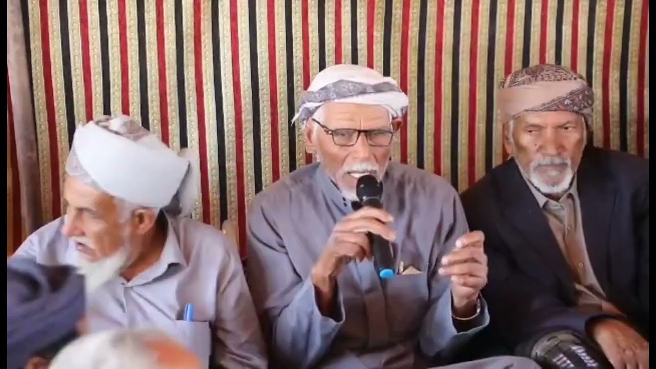 الشيخ سالم بن عطوفه السماحي في اللقاء التشاوري