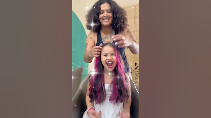 Pintei o Cabelo de Rosa igual da Emilly Vick🩷 #hair #hairstyle #shorts #emillyvickof #pink #fashion