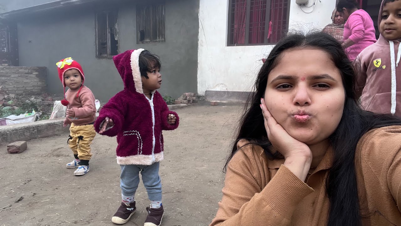 Aakhir Gaon Aa Hi Gayi 😍? आख़िरकार गाँव पहुँच गई 🌾#trending #vlog#funny 