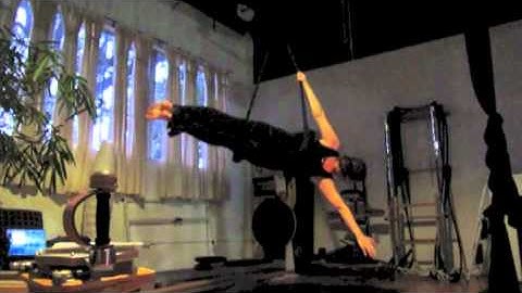 A few beginner tricks on static and flying trapeze