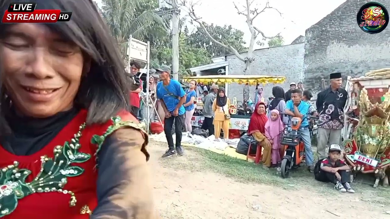 atraksi odong-odong SINAR JAYA MANDALA PUTRA live bakung merakan 24-12-2023