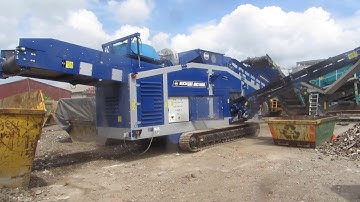 EDGE MC1400 Tracked Windsifter