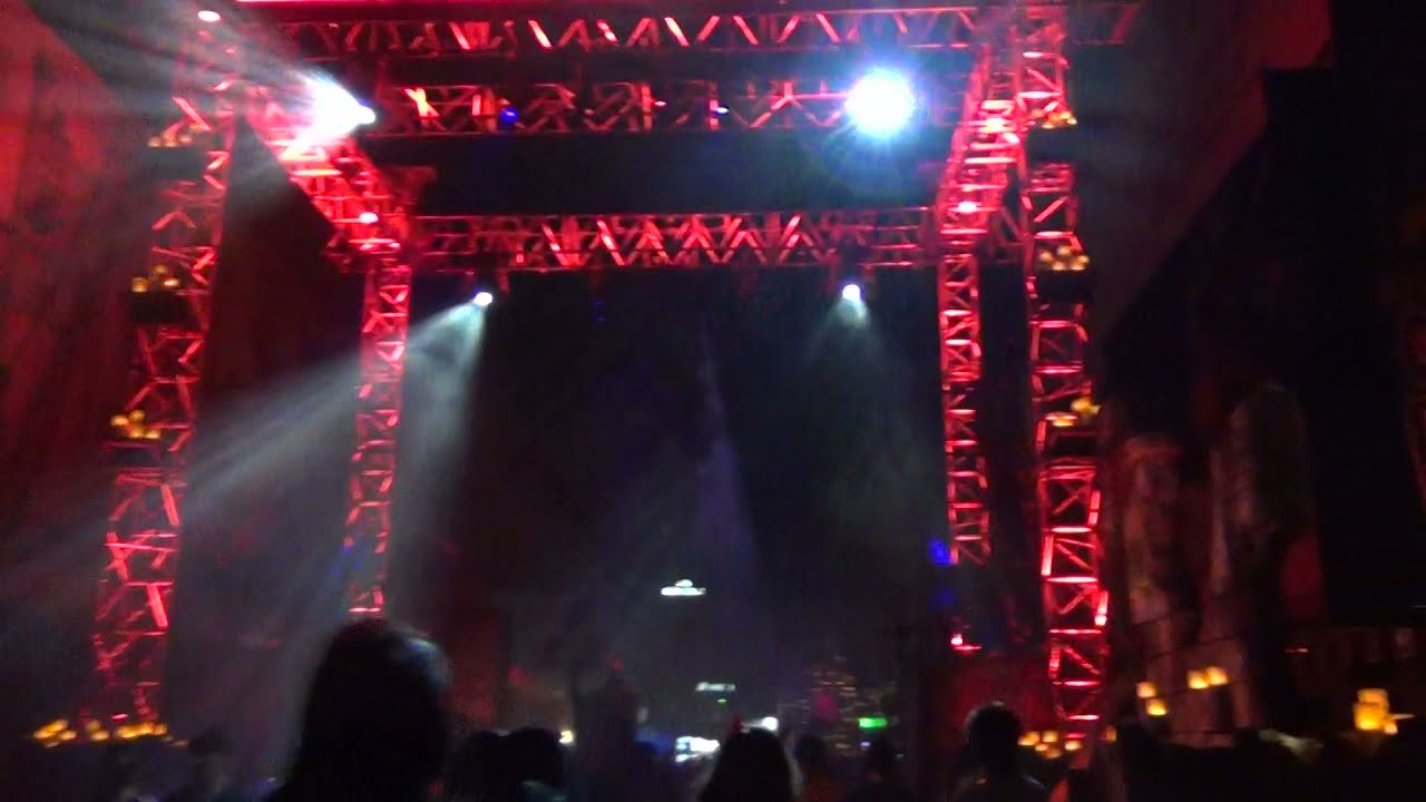 30 Years 30 Fears Scare Zone at Halloween Horror Nights HHN 2021