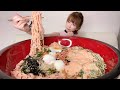 【大食い】たらことろろいくら麺【もえあず】