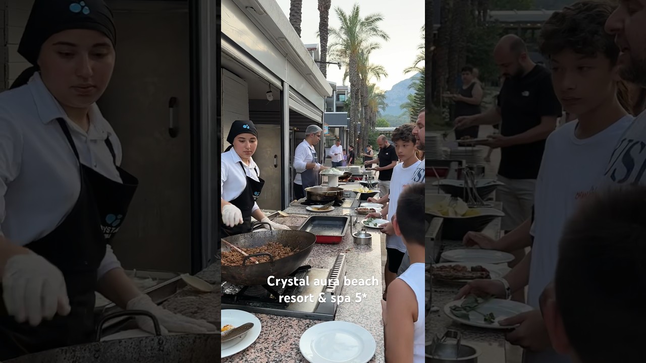 Ужин, готовят на огне. Отель Crystal aura Kemer 