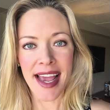 Emili Blantning eshagi