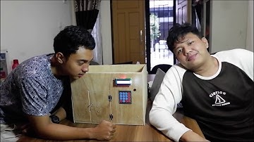 Project Robotica (Rancang Bangun Pintu Otomatis Menggunakan Keypad Berbasis Arduino)