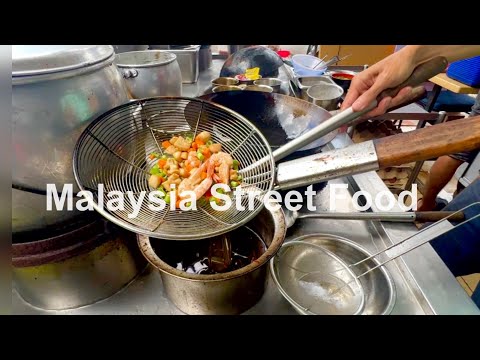 Street Food Malaysia! a very special street food serving local malaysian food in SS15 Subang jaya