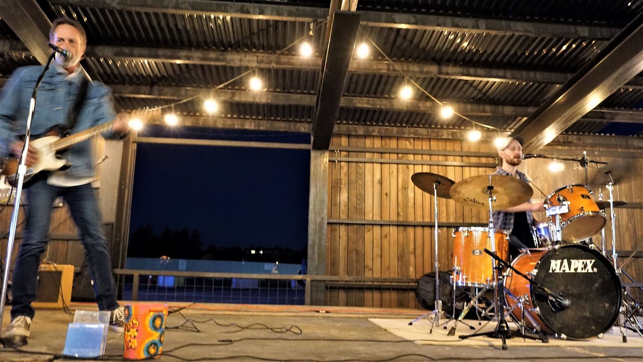 Long Tall Eddy, Live at Spoken Moto, Bend Oregon