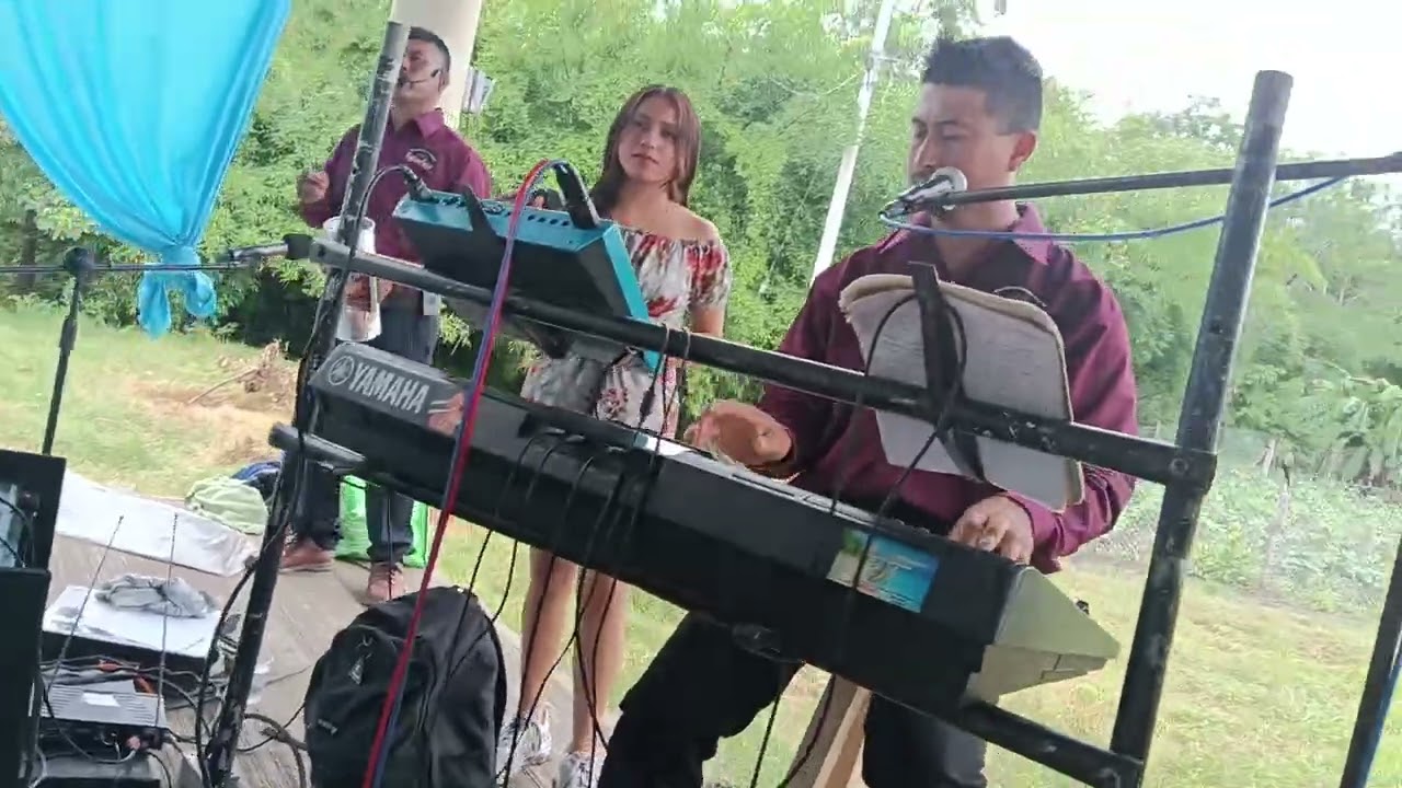 Ministerio músical trono de gloria con la vocalista de Nueva vida en Cristo, Tantoyuca Veracruz 🎧🎵🎶📃