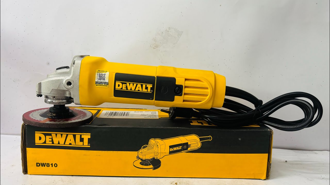 Máy mài 1t DeWalt 710W giá 980k. 0918899233