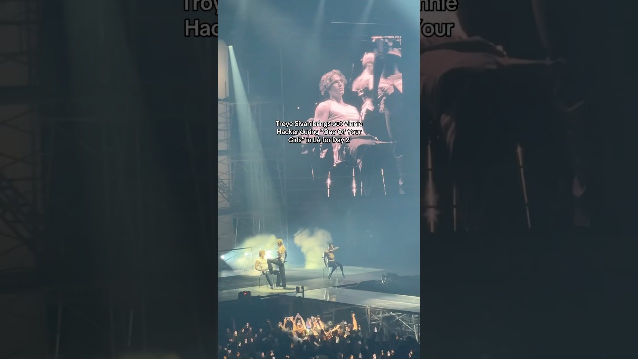 Troye Sivan brings Vinne Hacker for Sweat Tour LA DAY 2