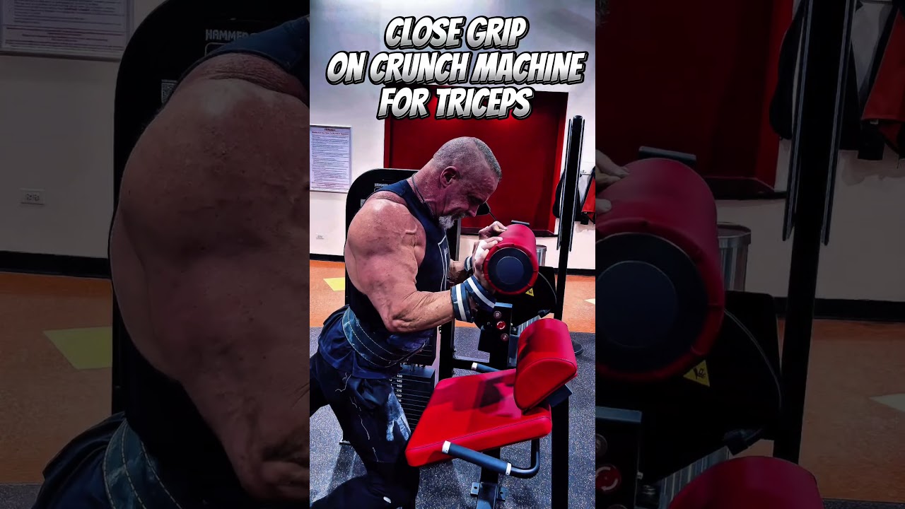 CLOSE GRIP ON CRUNCH MACHINE FOR TRICEPS #workout #motivation #muscle #workouttips #triceps