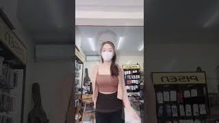 Thích Cái Điệu Ngoáy Mông