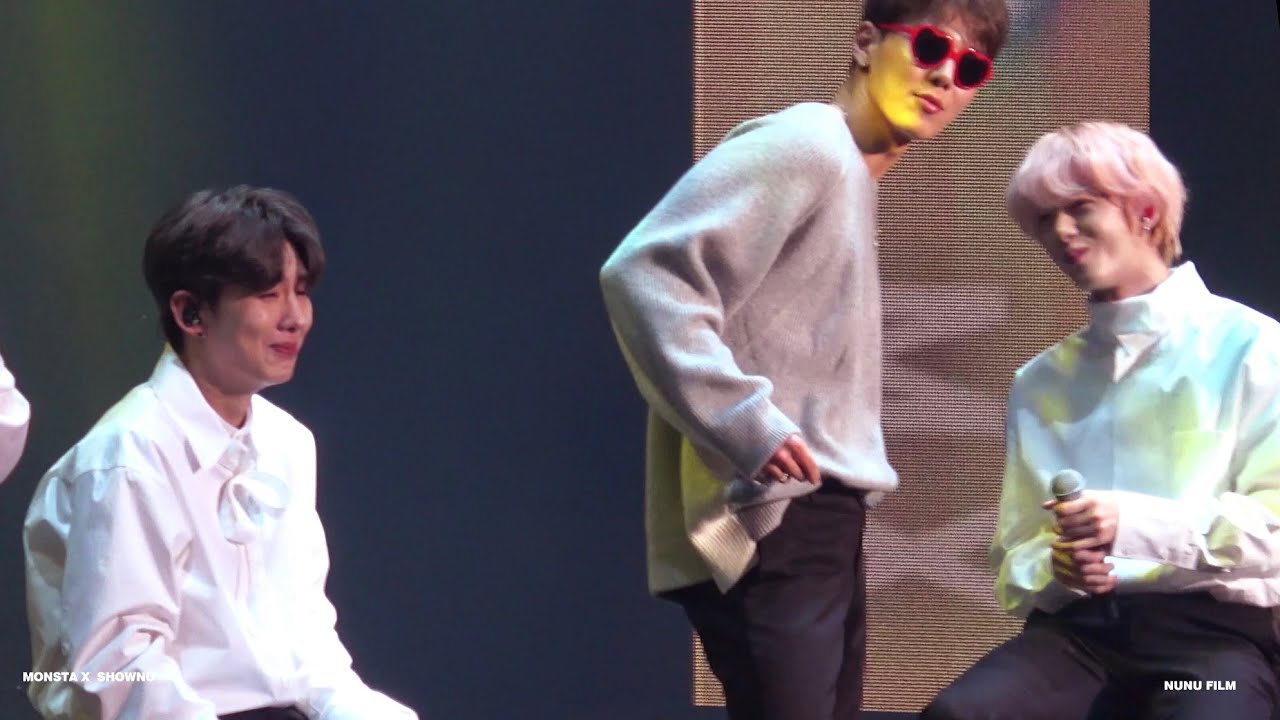 200119 MX Home Party :: 늑대와 함께 춤을 (Shownu Focus)  - 4K