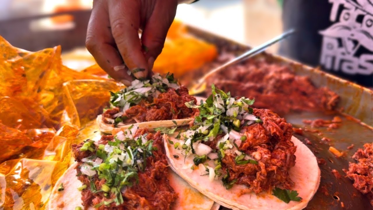 Los mejores TACOS de COPÁNDARO / Agua de Cempasúchil 😱