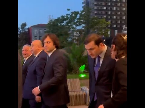 ირაკლი კობახიძეს ბათუმში მონა და მოღალატე დაუძახეს - ხათუნა ბერიძე ბათუმის პოლიციის უფროსმა დააკავა