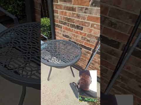 Garage Cleanout β Old Wood, Trash & Furniture Removal