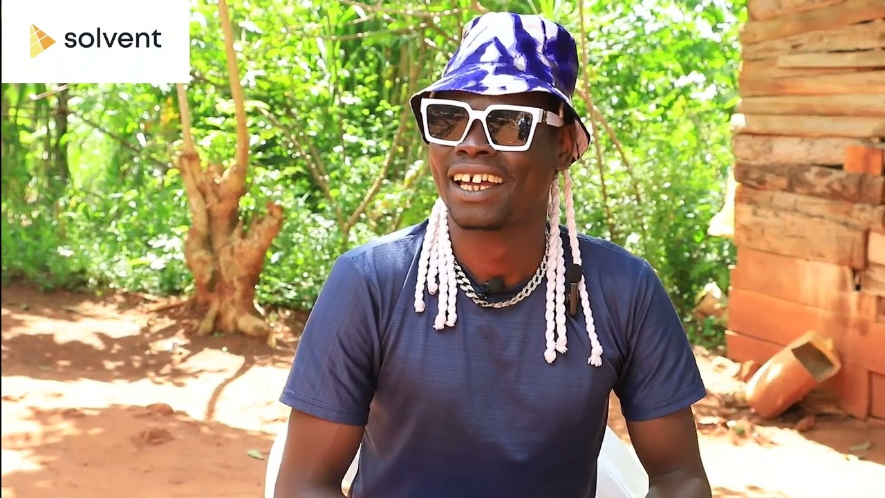 Emboozi Y'omuyimbi Clever J, Byeyayitamu Okufuna Ekifo Mwabeera Kati. Yelekereza Biki?