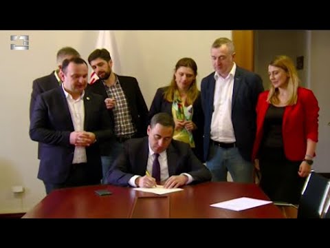 გამკაცრებულ კანონს  „სტრატეგია აღმაშენებელი“ ახალი კანონპროექტით უპირისპირდება