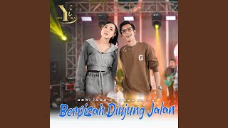 Download Lagu Berpisah di Ujung Jalan (feat. Arya Galih) Download Lagu Berpisah di Ujung Jalan (feat. Arya Galih)