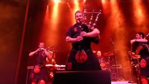 Thumbnail of Red Hot Chilli Pipers - Fat Bottomed Girls - Mainz 11.11.15