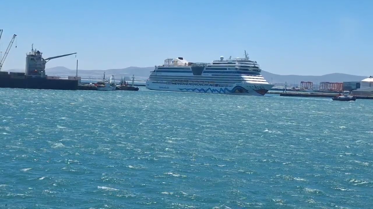 AIDASTELLA CRUISE SHIP 