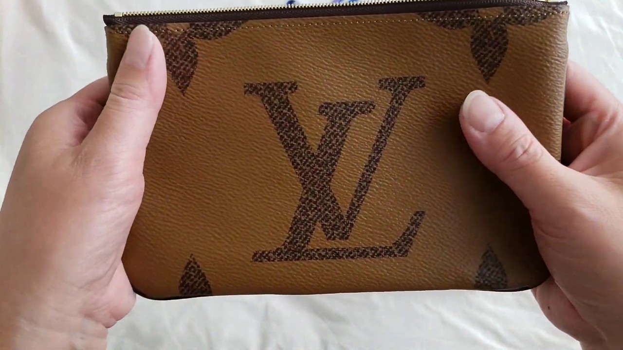 What Fits inside of the Louis Vuitton Double Zip Pochette?? 