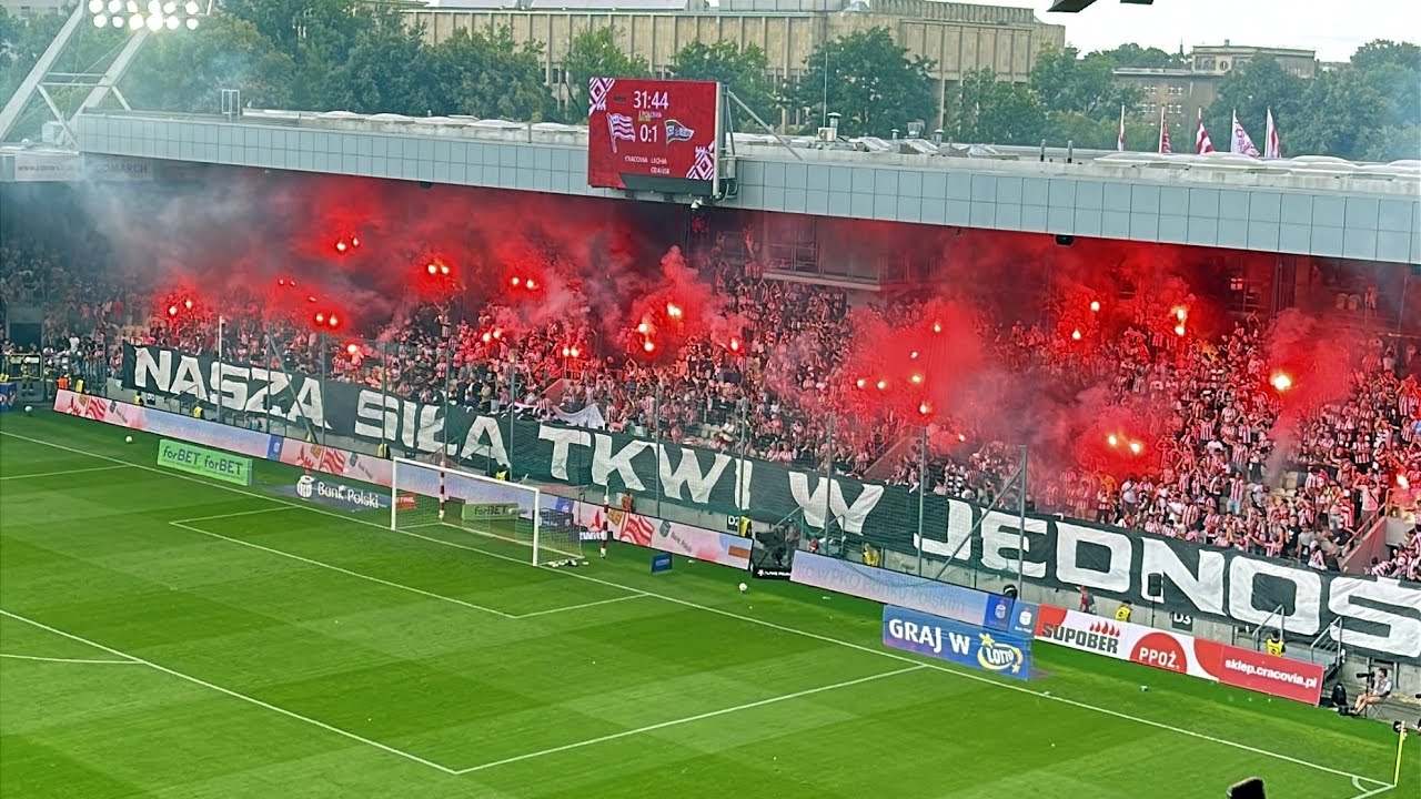 E: Cracovia - Lechia Gdańsk. [oprawa, piro]. 2025-08-03
