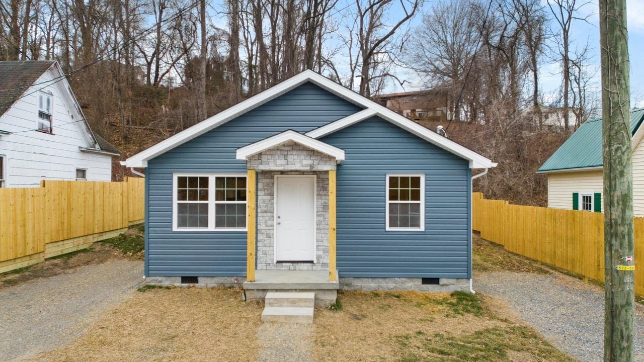 138 Pierce Ave, Pulaski, VA